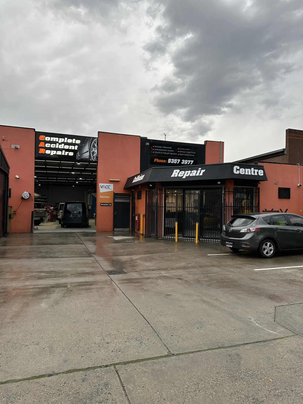 Complete Accident Repairs Shop Exterior
